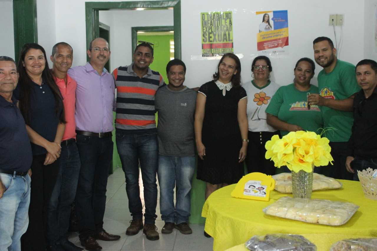 Secretaria de Assistência Social faz entrega de Kit com aparelhos e  Automóvel para o Conselho Tutelar
